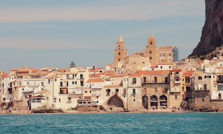 vue sur duomo di cefalu